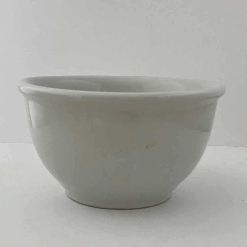 Vintage Williams Sonoma white stoneware ceramic small mixing serving bowl